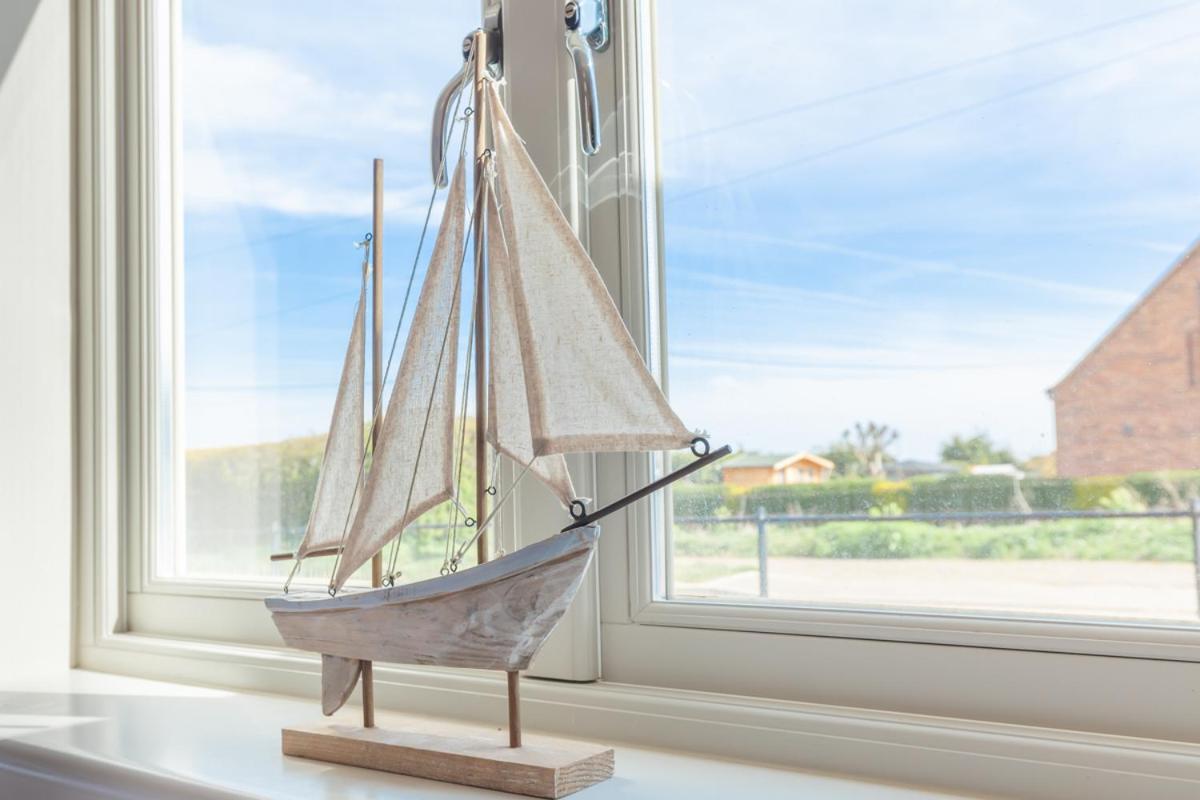 Choseley Cottage - Norfolk Cottage Agency Docking Bagian luar foto